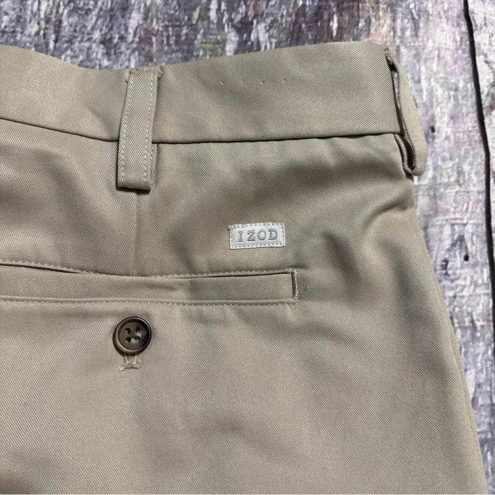 IZOD Golf Shorts - Picture 5 of 6